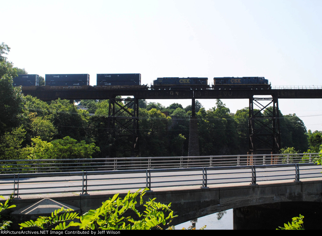 Southbound on the Catskill Creek Trestle